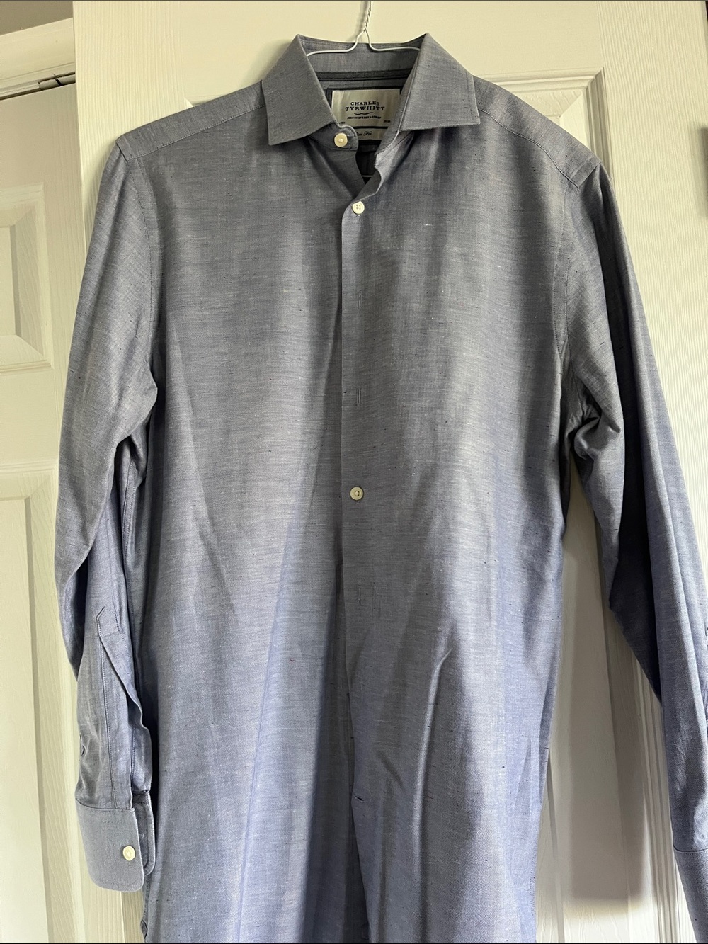 Charles Tyrwhitt Light Blue Long-Sleeve Dress Shirt